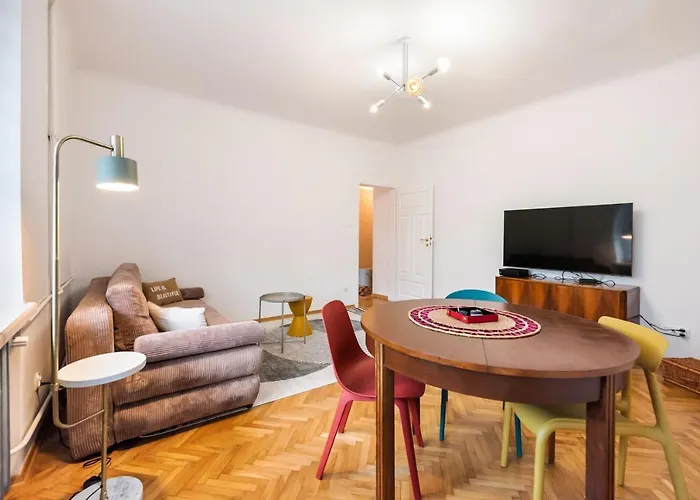 Metro Plac Wilsona Etno By Bookinghost * Βαρσοβία