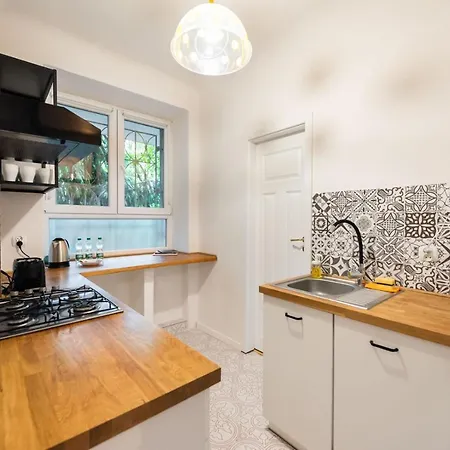 Appartement Metro Plac Wilsona Etno By Bookinghost *