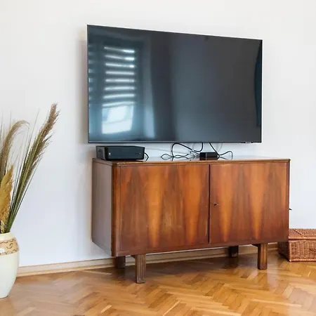 Metro Plac Wilsona Etno By Bookinghost Appartement Varsovie