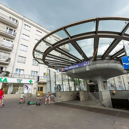 Metro Plac Wilsona Etno By Bookinghost