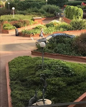 Metro Plac Wilsona Etno By Bookinghost Varsovie