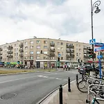 Metro Plac Wilsona Etno By Bookinghost * وارسو